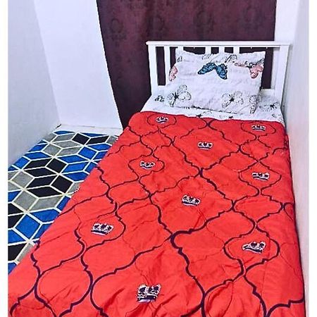 Homestay Budget Ampang For Malay Zewnętrze zdjęcie