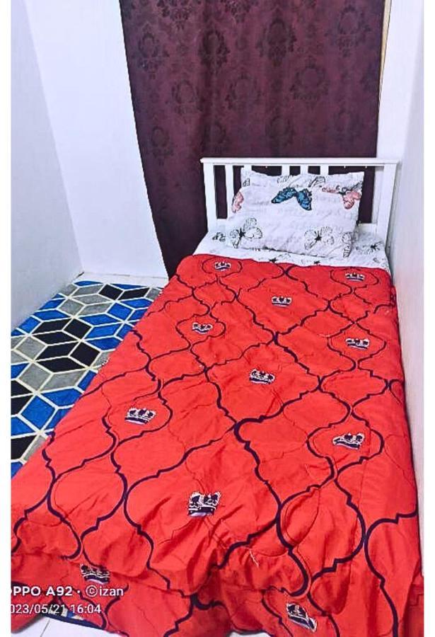 Homestay Budget Ampang For Malay Zewnętrze zdjęcie